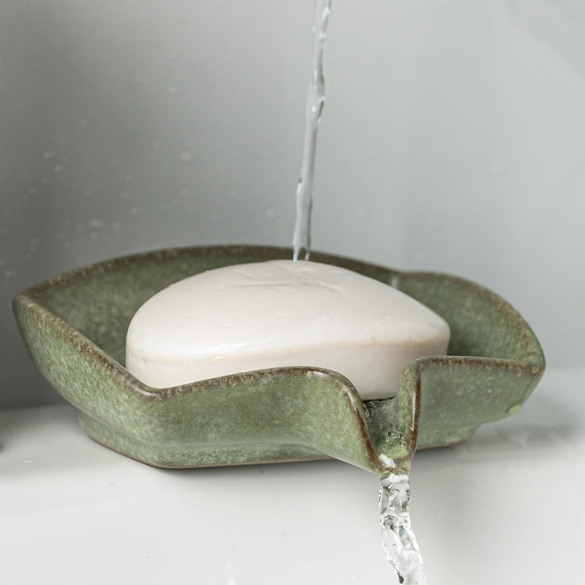 Zoeeker Self Draining Soap Dish, Ceramic Bar Soap Holder with Drainage