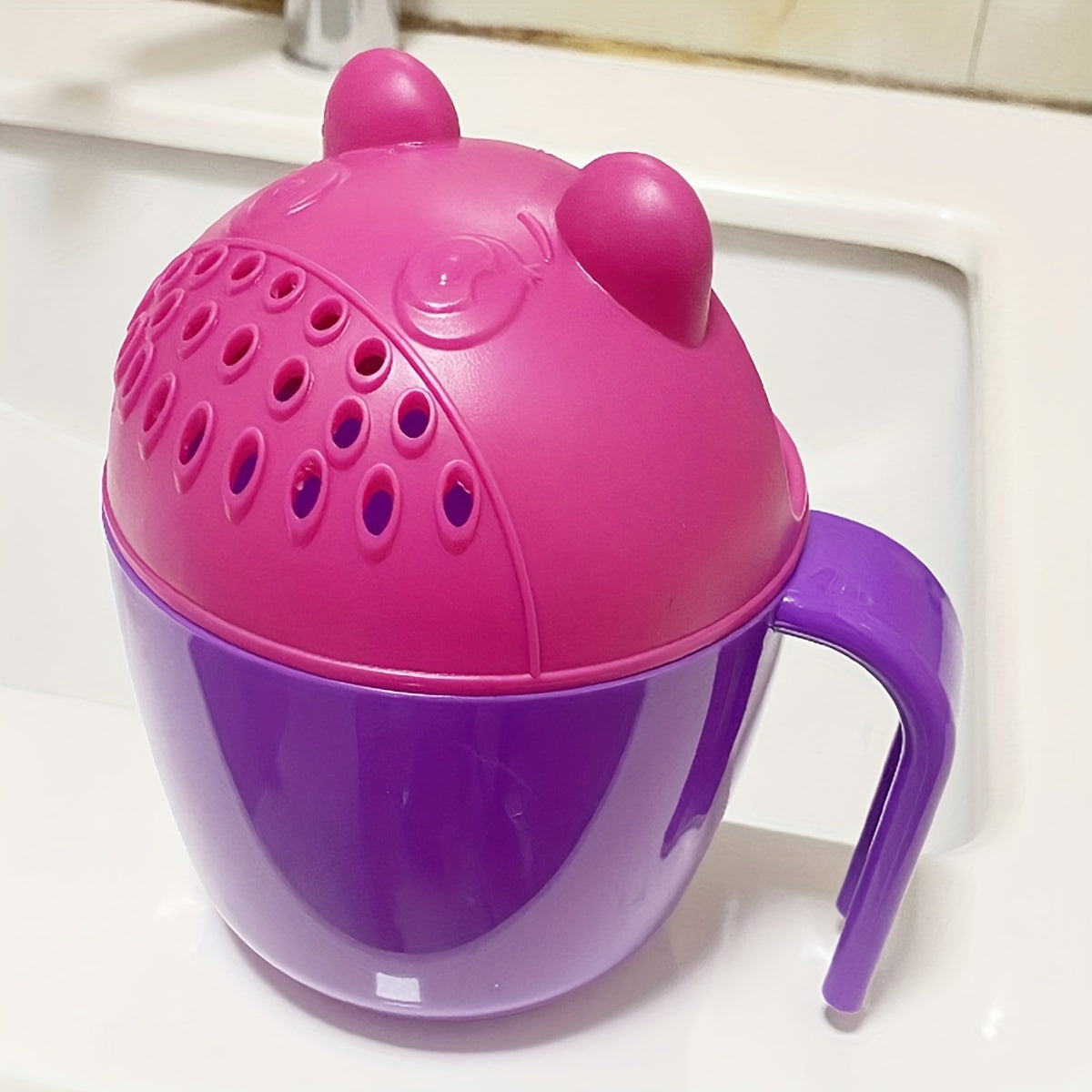 1pc Shower Cup, Cartoon Bear Shower Cup, Shampoo Cup Bathing Shampoo Ladle, Shower Spoon