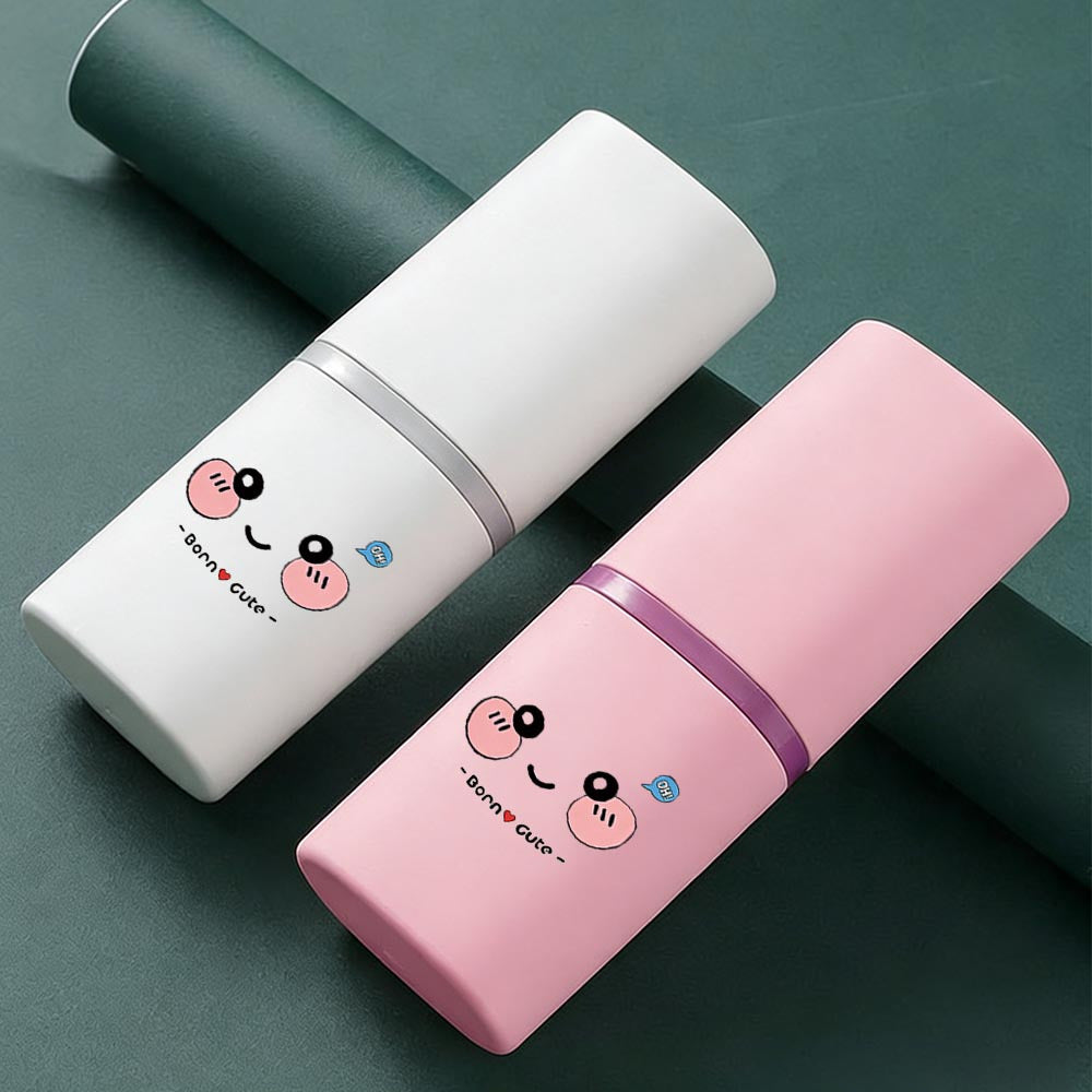 The New Pink Travel Toothbrush Cup Is Made of Alcohol-free and Odorless PP Material, Offering Durability, Safety, and a Perfect Blend of Style and Practicality. Featuring an Adorable Printed Design, It Doubles as a Toothbrush Case, Toothpaste Holder