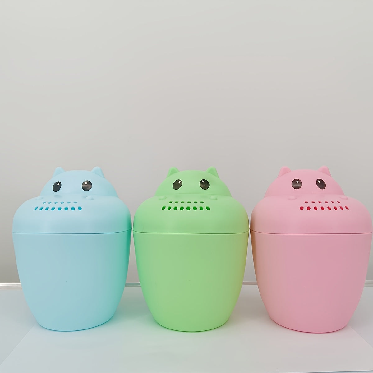 Cute Baby Rinse Cup Shampoo Rinser Baby Bath Rinser With Easy Grip Handle Wash Hair Cup By Protecting Infant Eyes, Child Shower Baby Shower Water Scoop